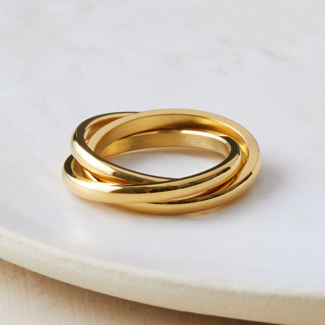 Dainty Interlocking Fidget Ring in gold tone