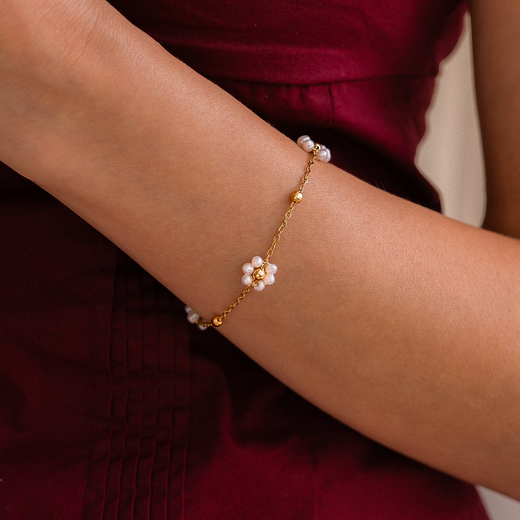 Marguerite Pearl Bracelet