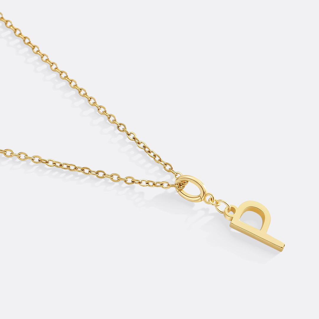 Collana con ciondolo iniziale minimalista