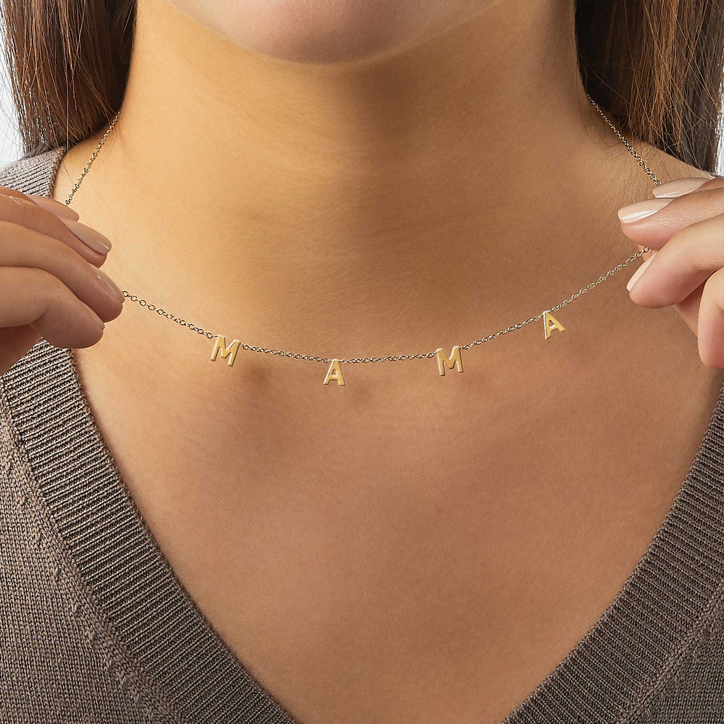 The MAMA Letter Necklace in gold tone