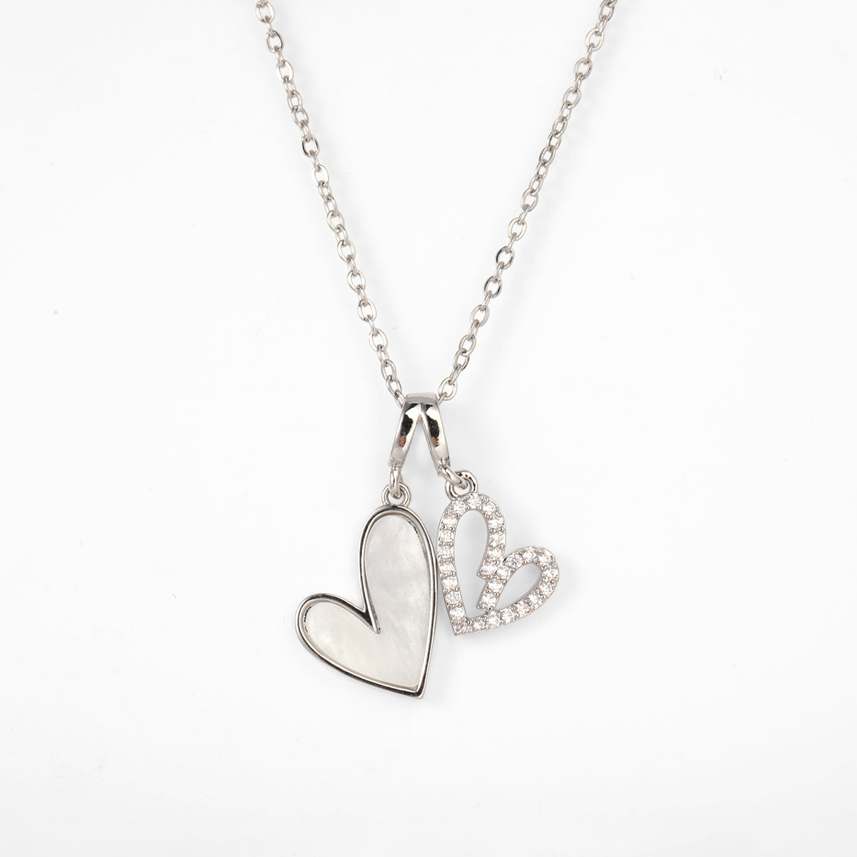 Collana Cuori in Madreperla e Pavé