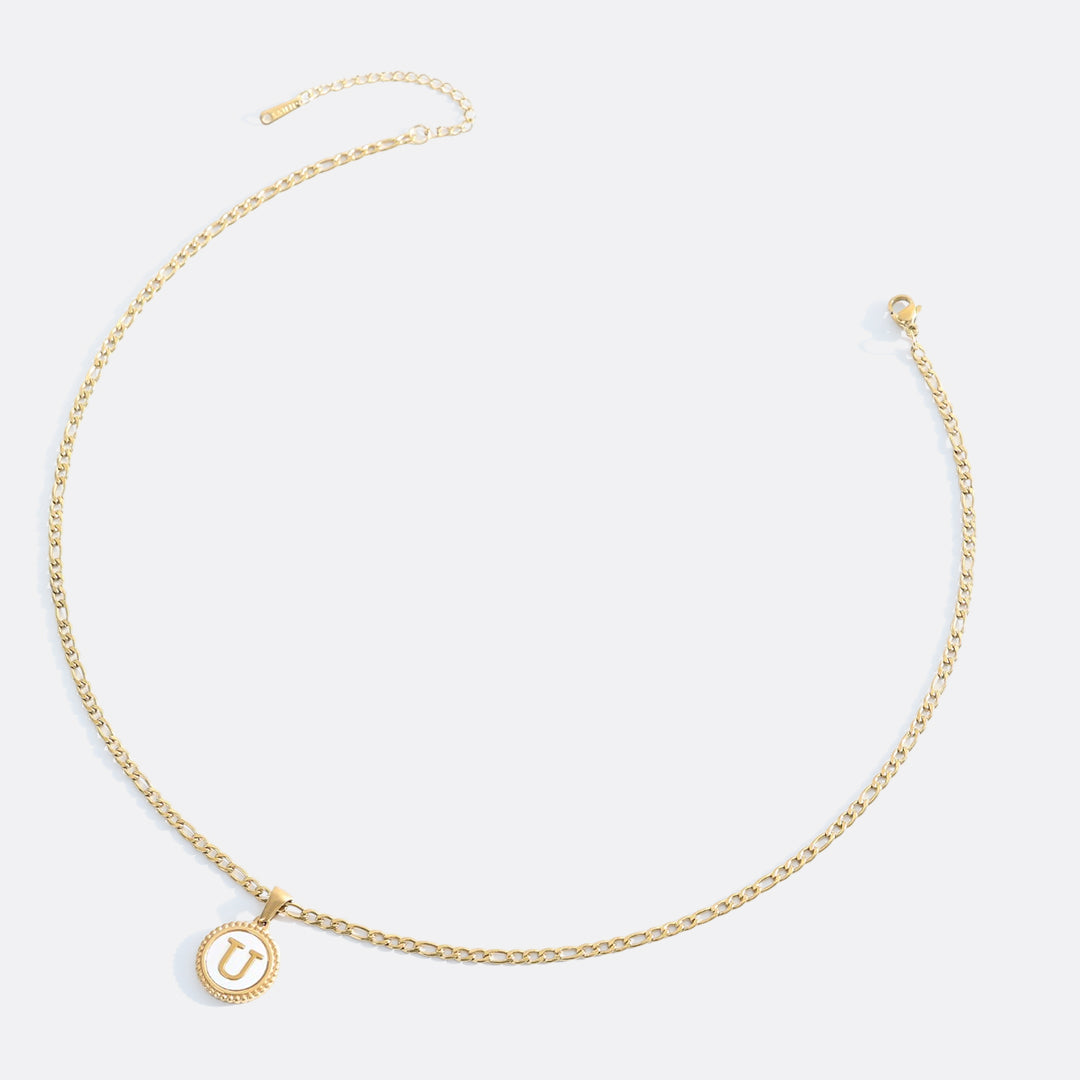 Collana con Lettera a Disco in Madreperla e Catena Figaro
