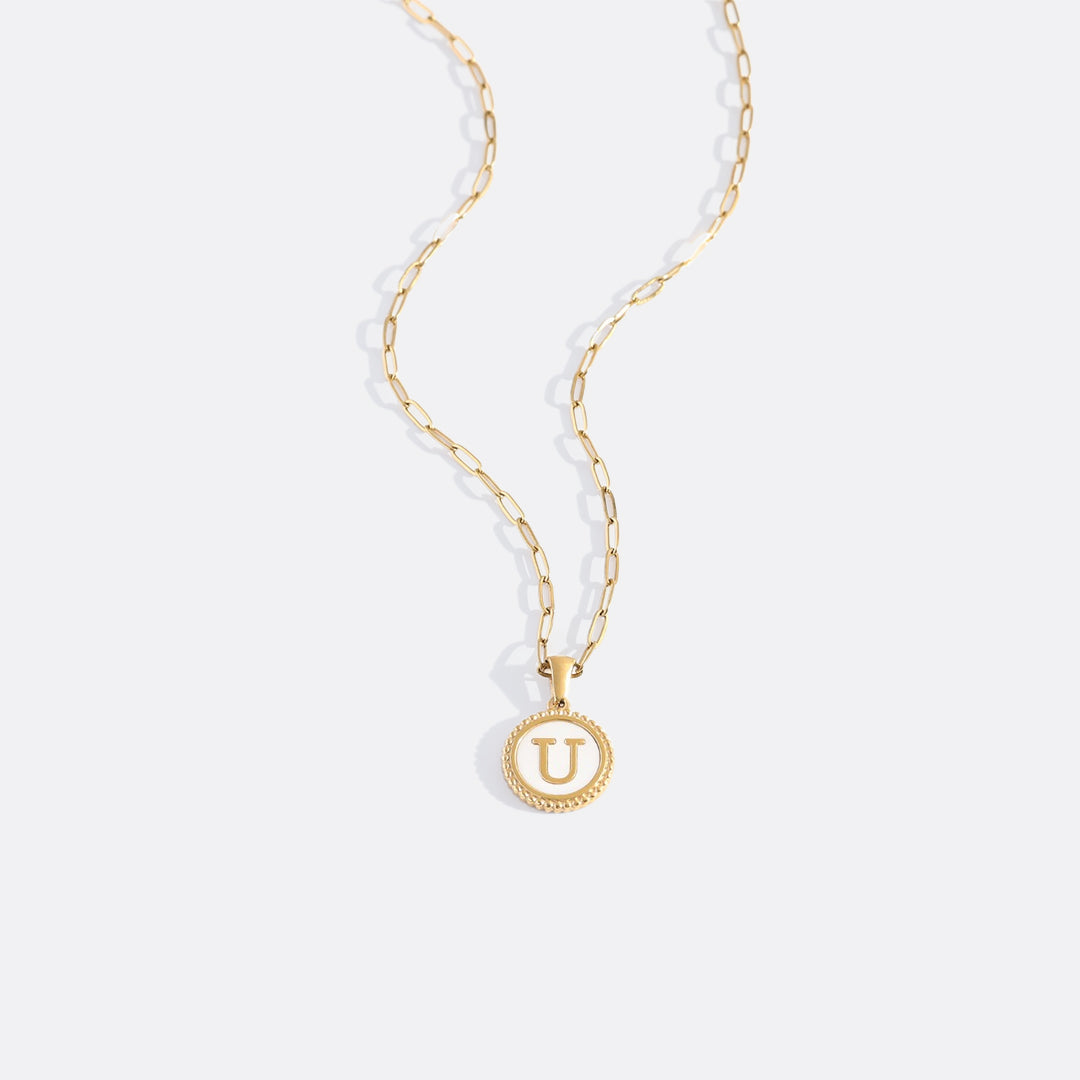 Collana con Lettera su Disco in Madreperla e Catena Paperclip