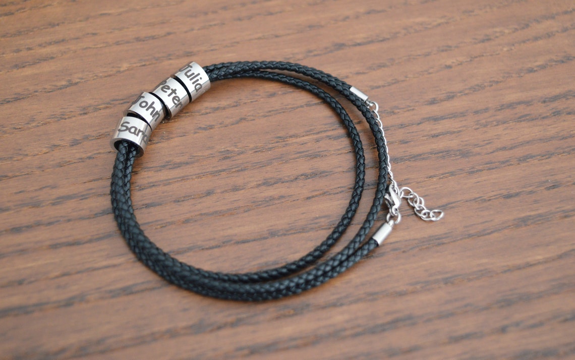 Personalisiertes Perlenarmband