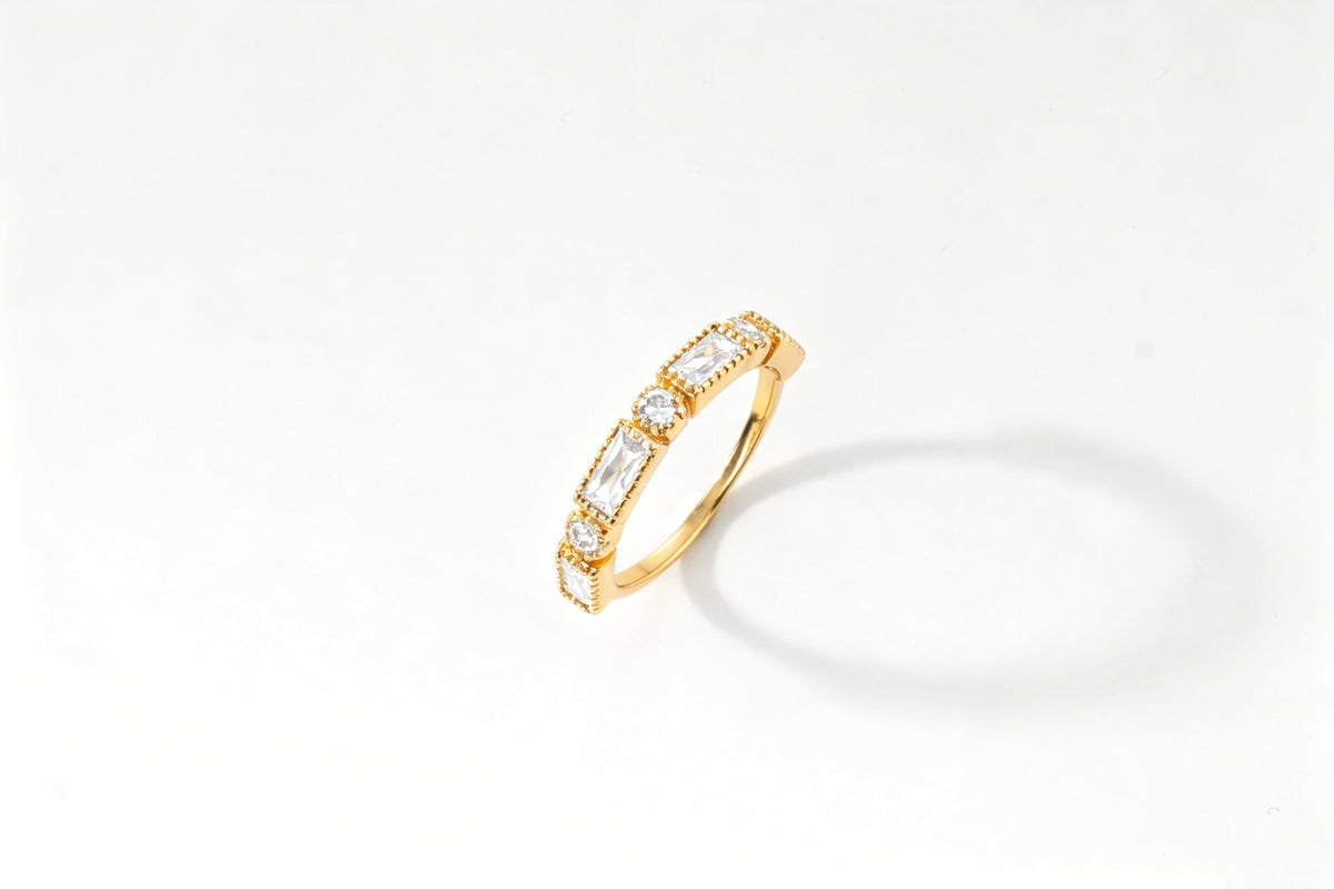 Round & Baguette Vintage Ring in gold tone, flat lay detail