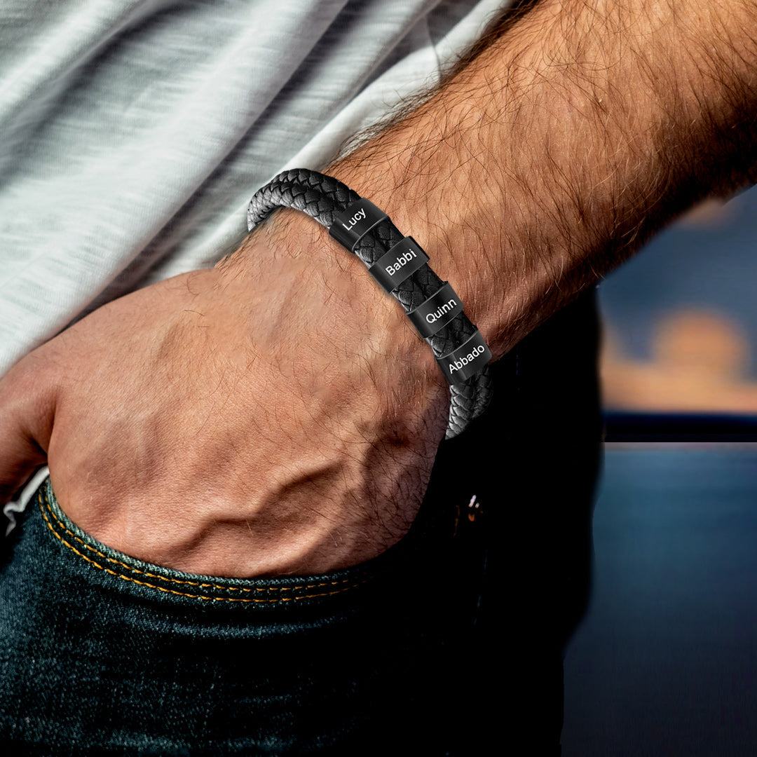 Minimalistische personalisierbare Perlenarmbänder mit Namen