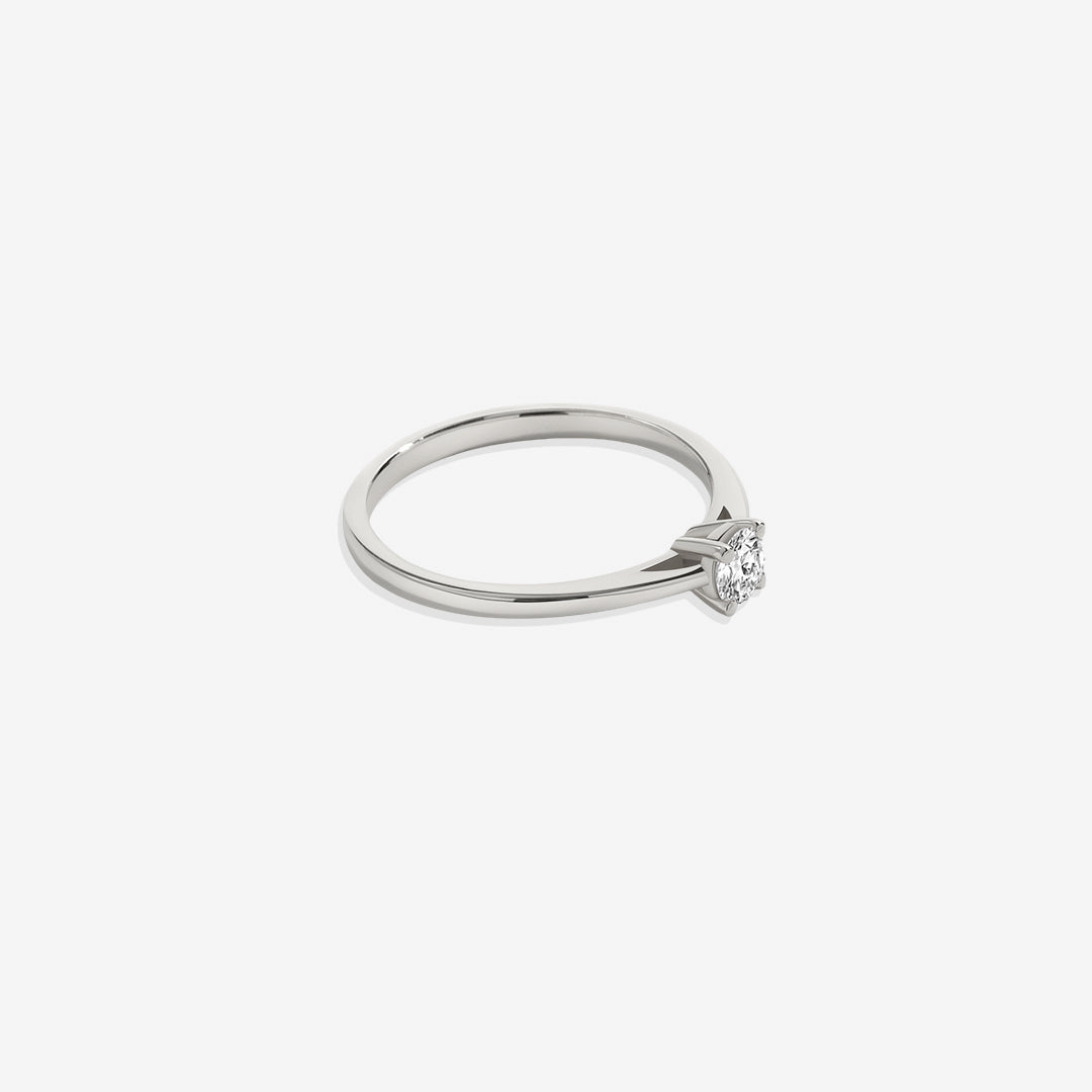 Solitaire Diamond Ring in 925 sterling silver