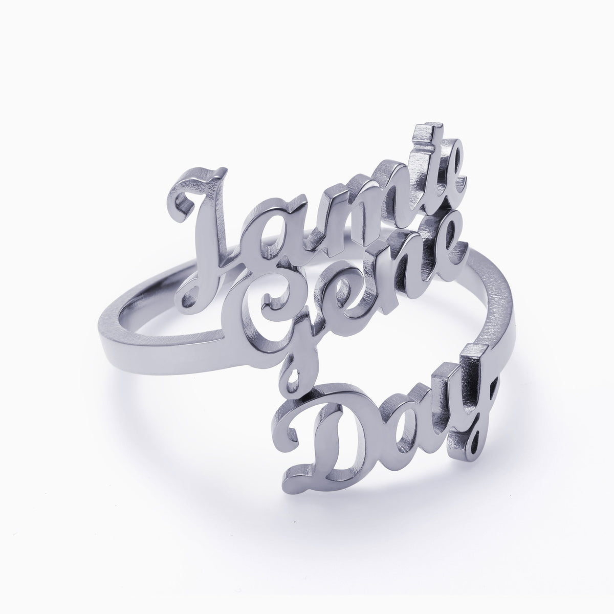 Anello con tre nomi