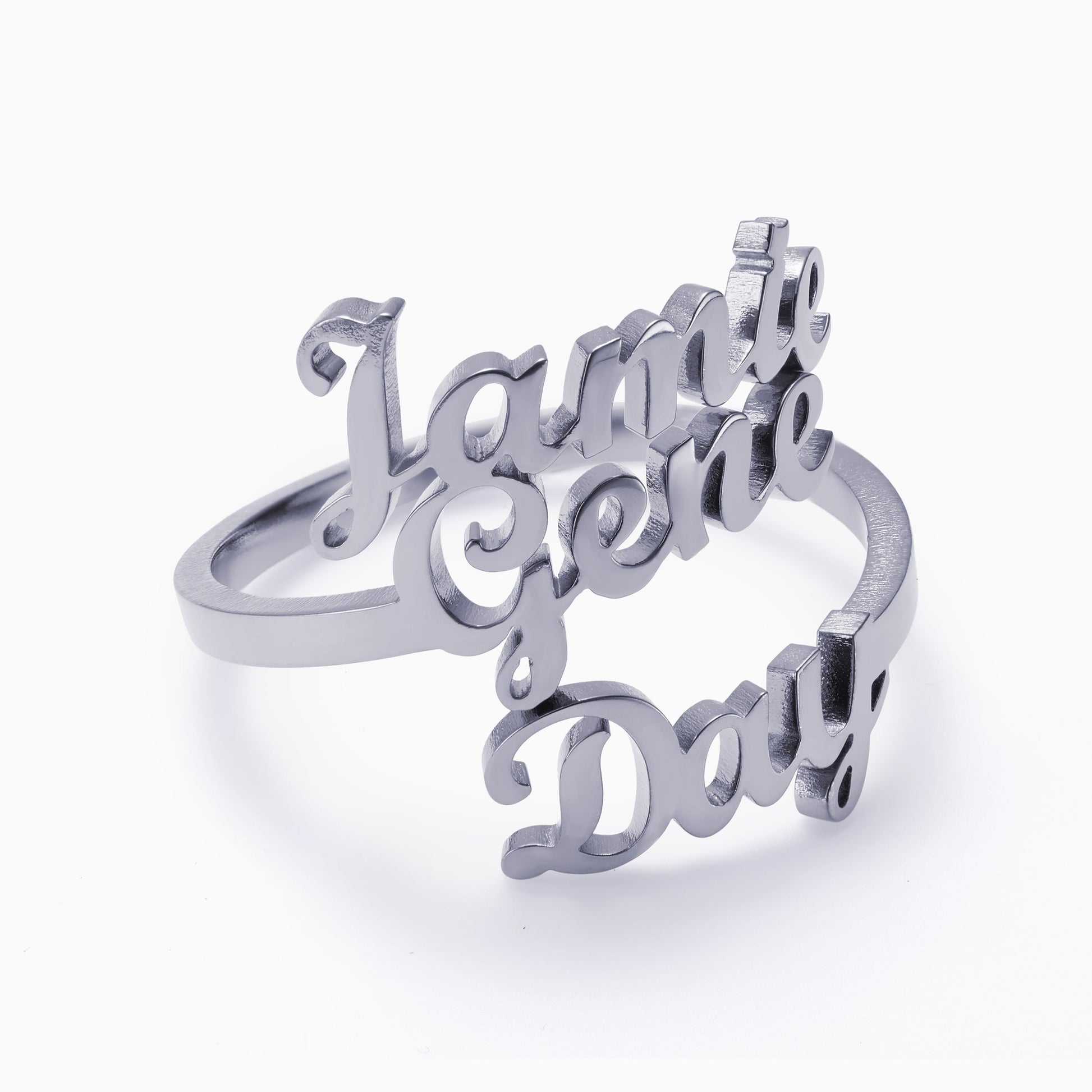 Anello con tre nomi