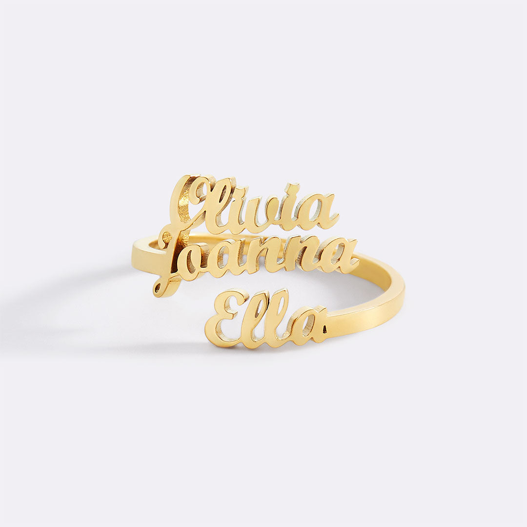 Anello con tre nomi