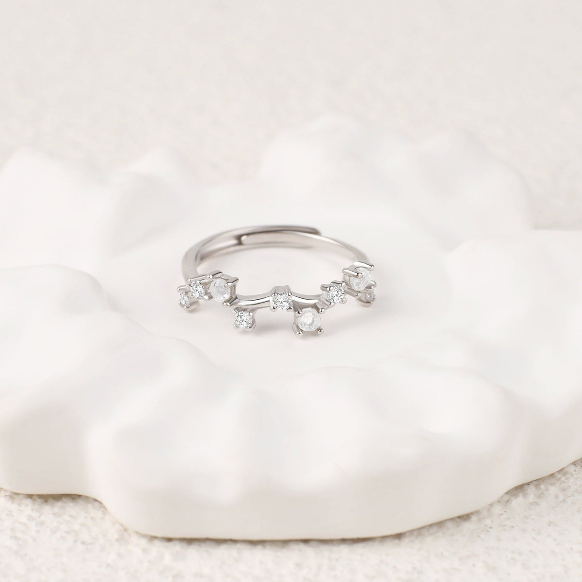 Moonstone Constellation Band in 925 sterling silver