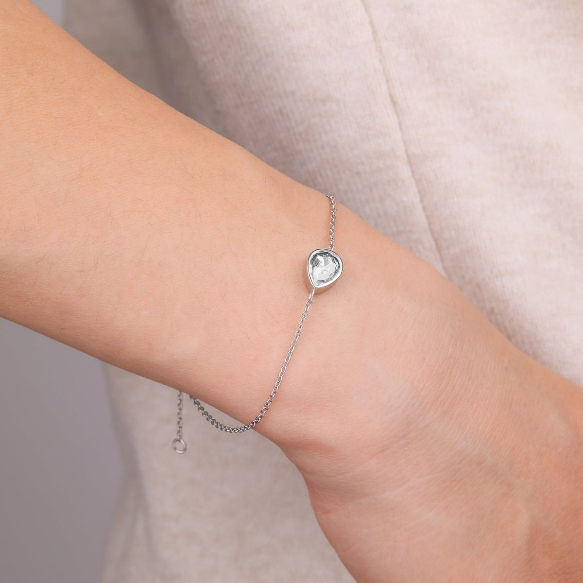 Teardrop Birthstone Bracelet in 925 sterling silver with April birthstone
