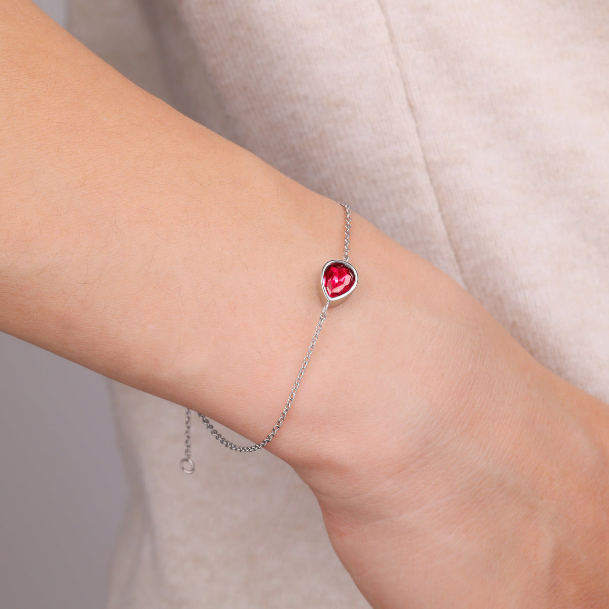 Teardrop Birthstone Bracelet in 925 sterling silver with January birthstone