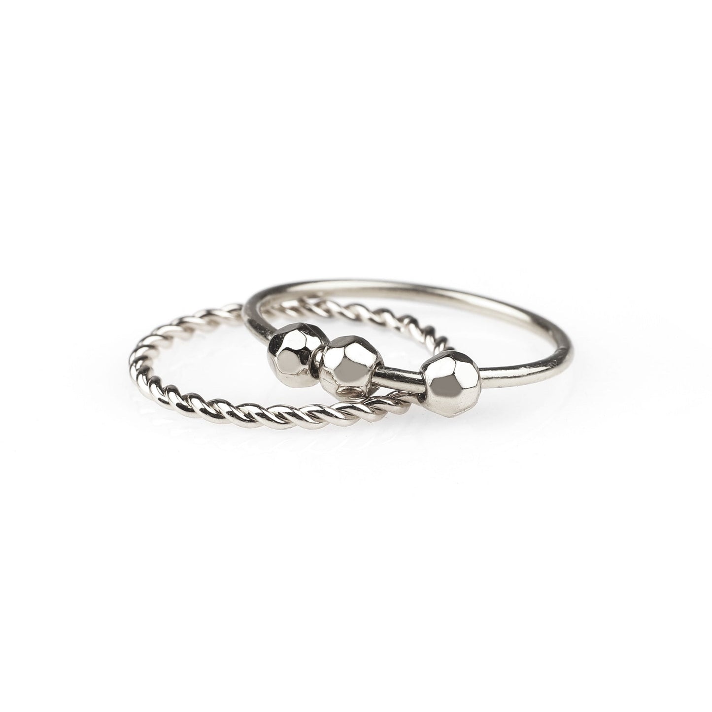 Zierlicher stapelbarer Perlen-Fidget-Ring-Set