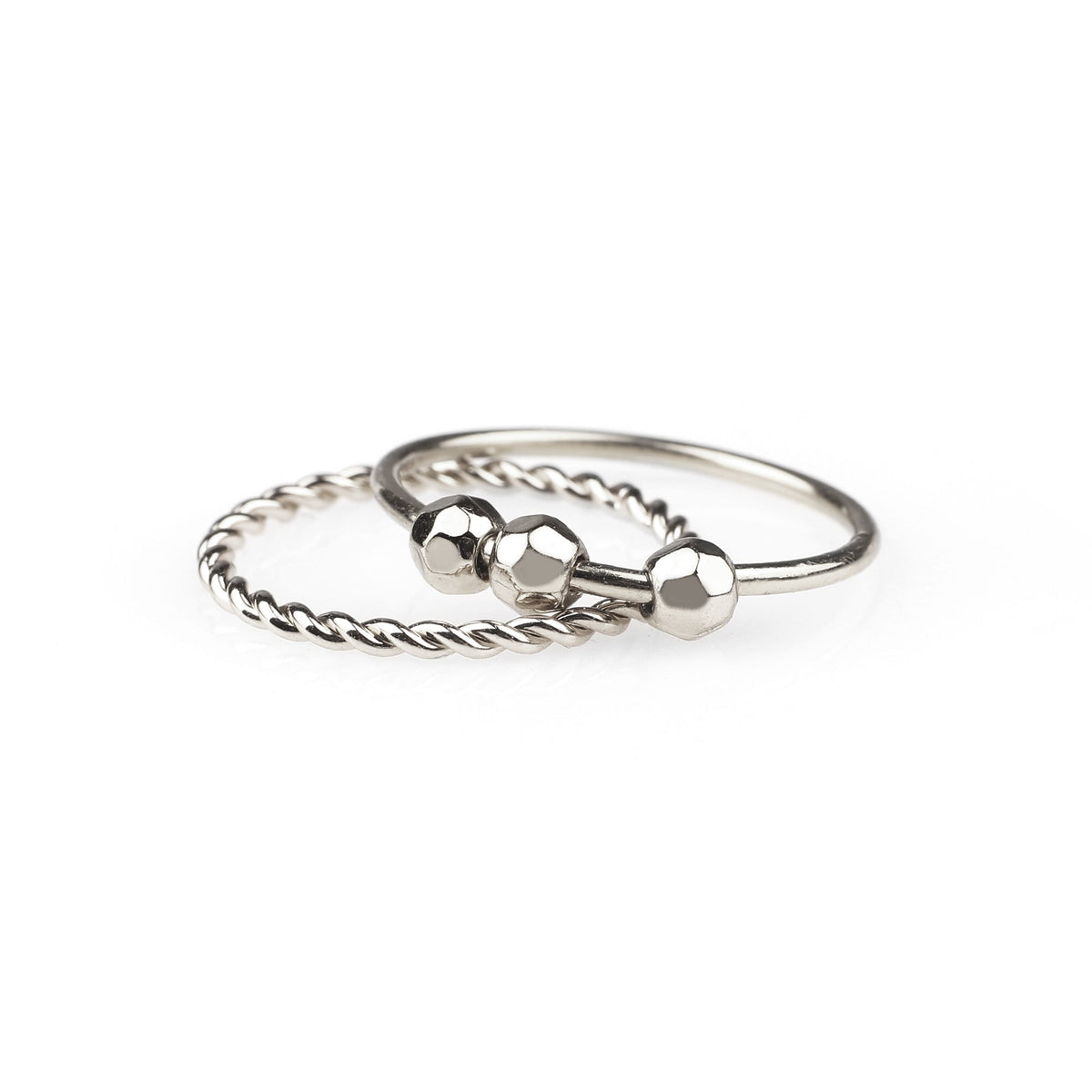 Zierlicher stapelbarer Perlen-Fidget-Ring-Set