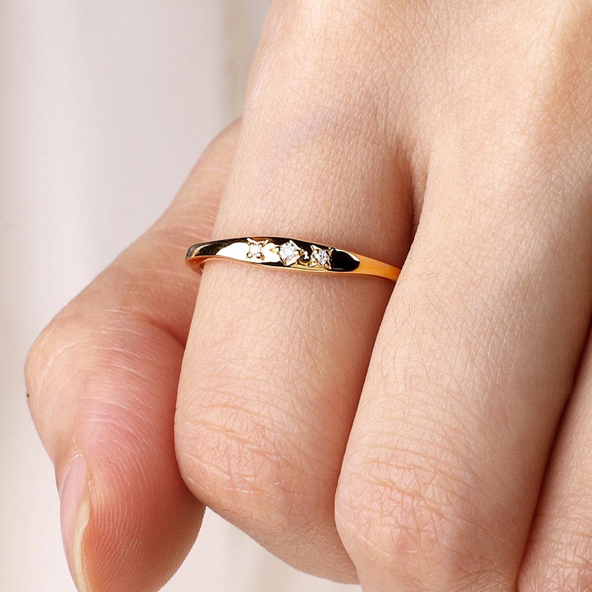 Fallen Stars Ring in gold tone