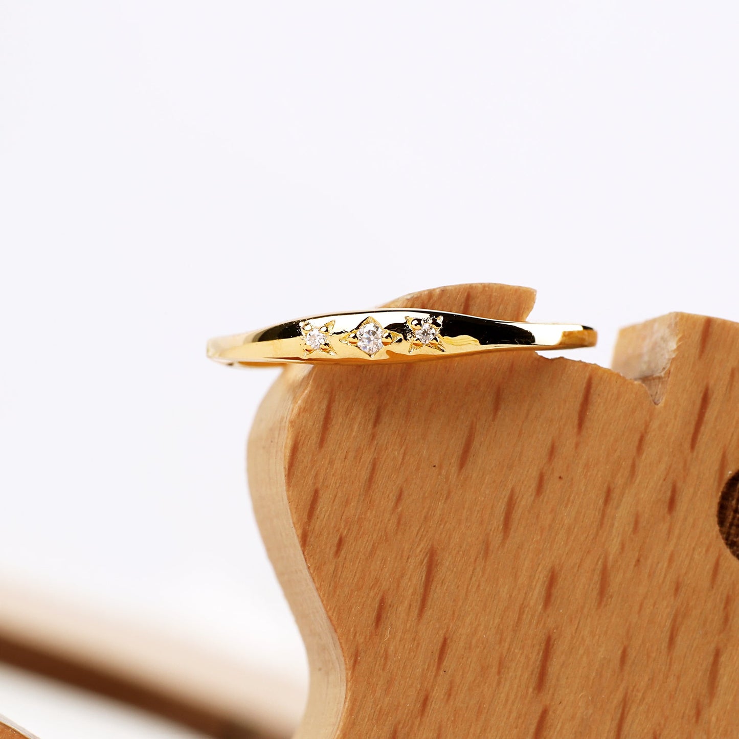 Fallen Stars Ring in gold tone