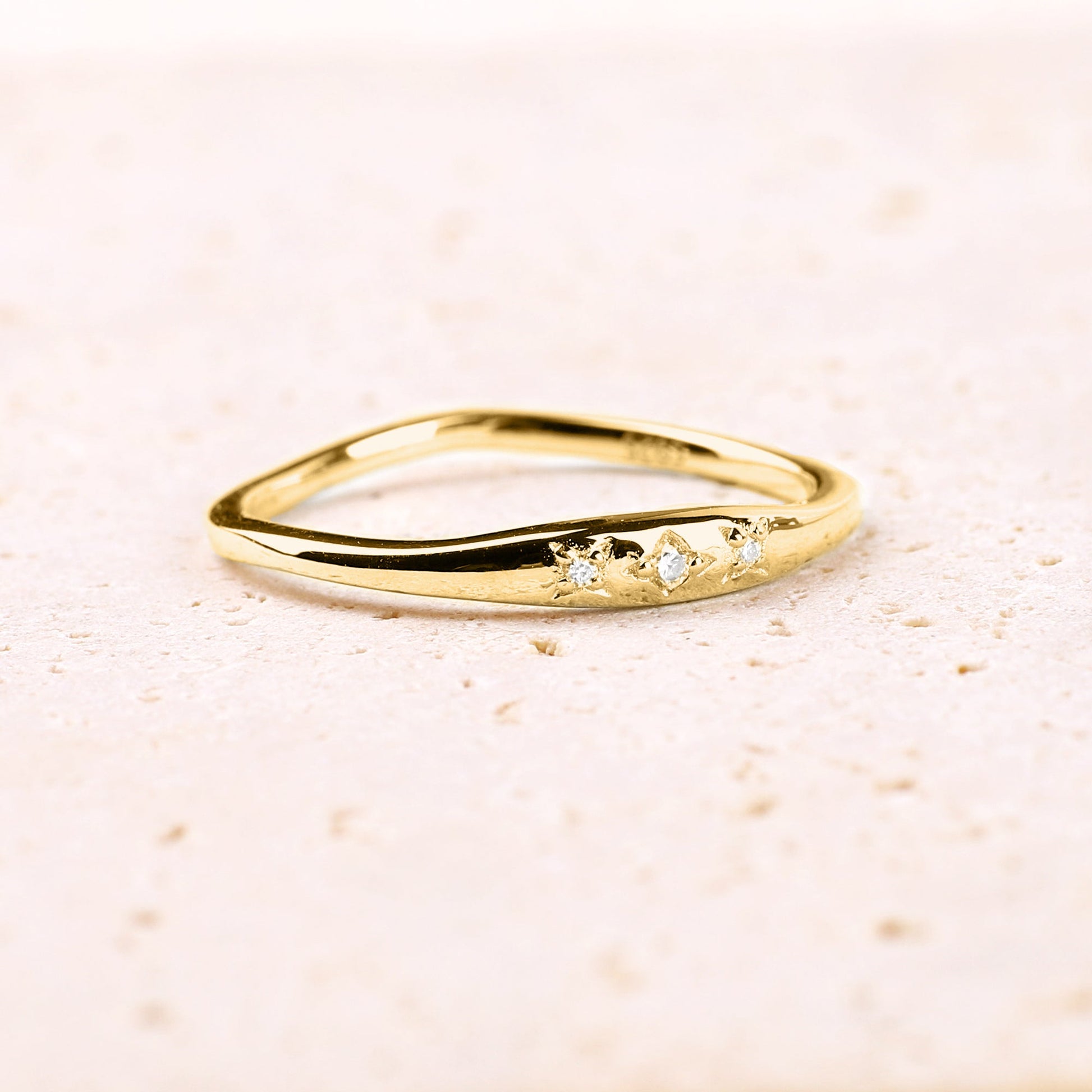 Fallen Stars Ring in gold tone