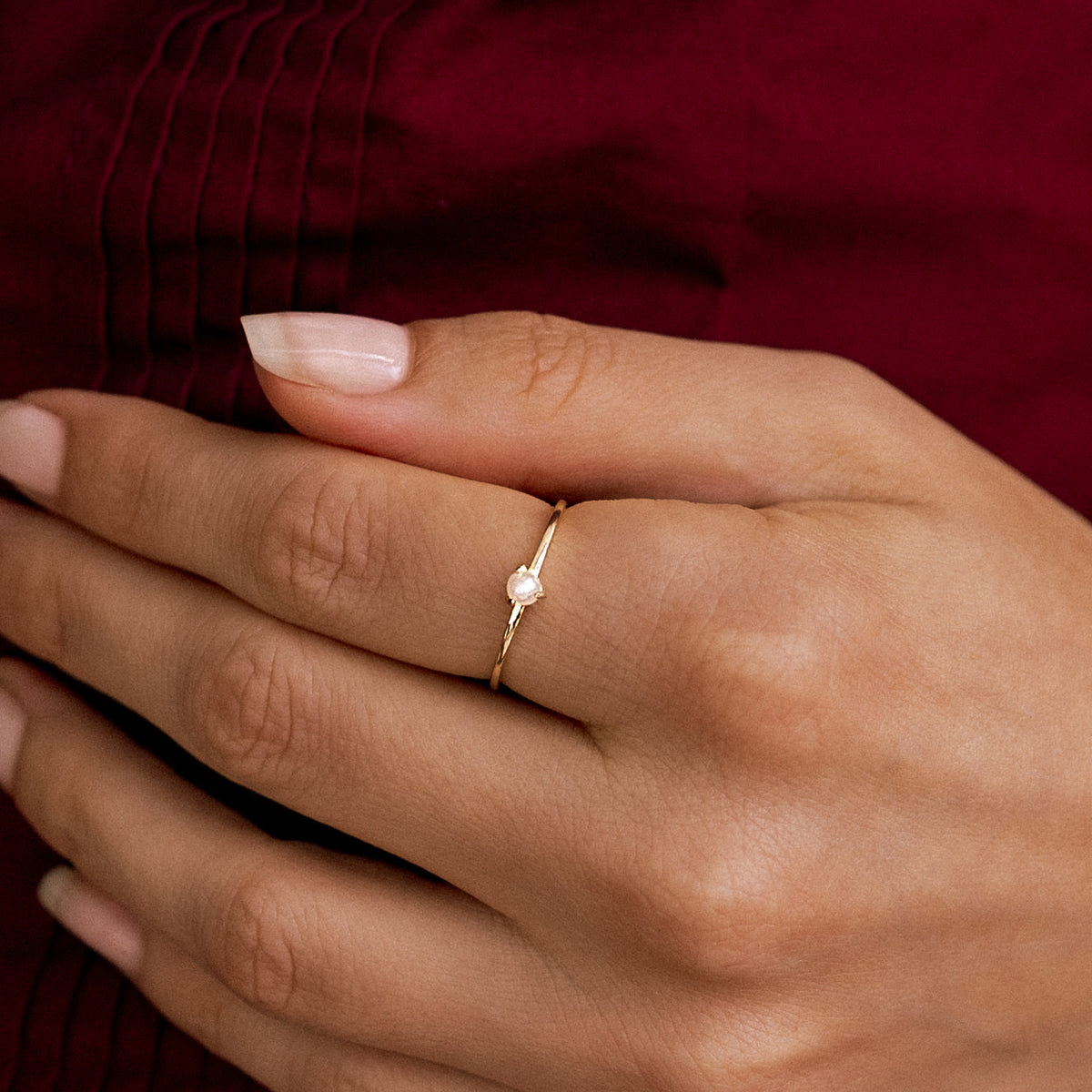 Anello con perla impilabile
