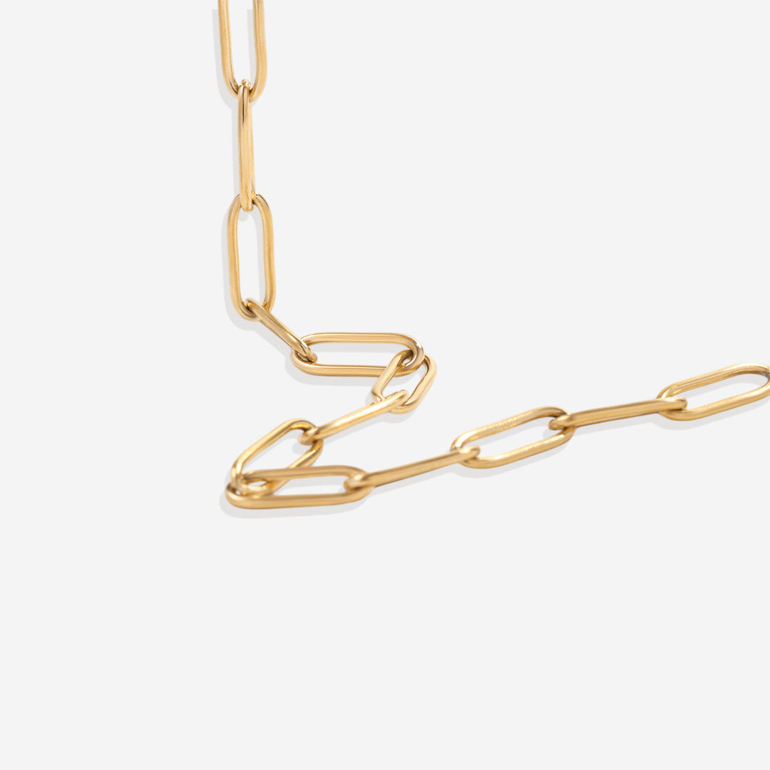 Bracciale paperclip con accento di perla