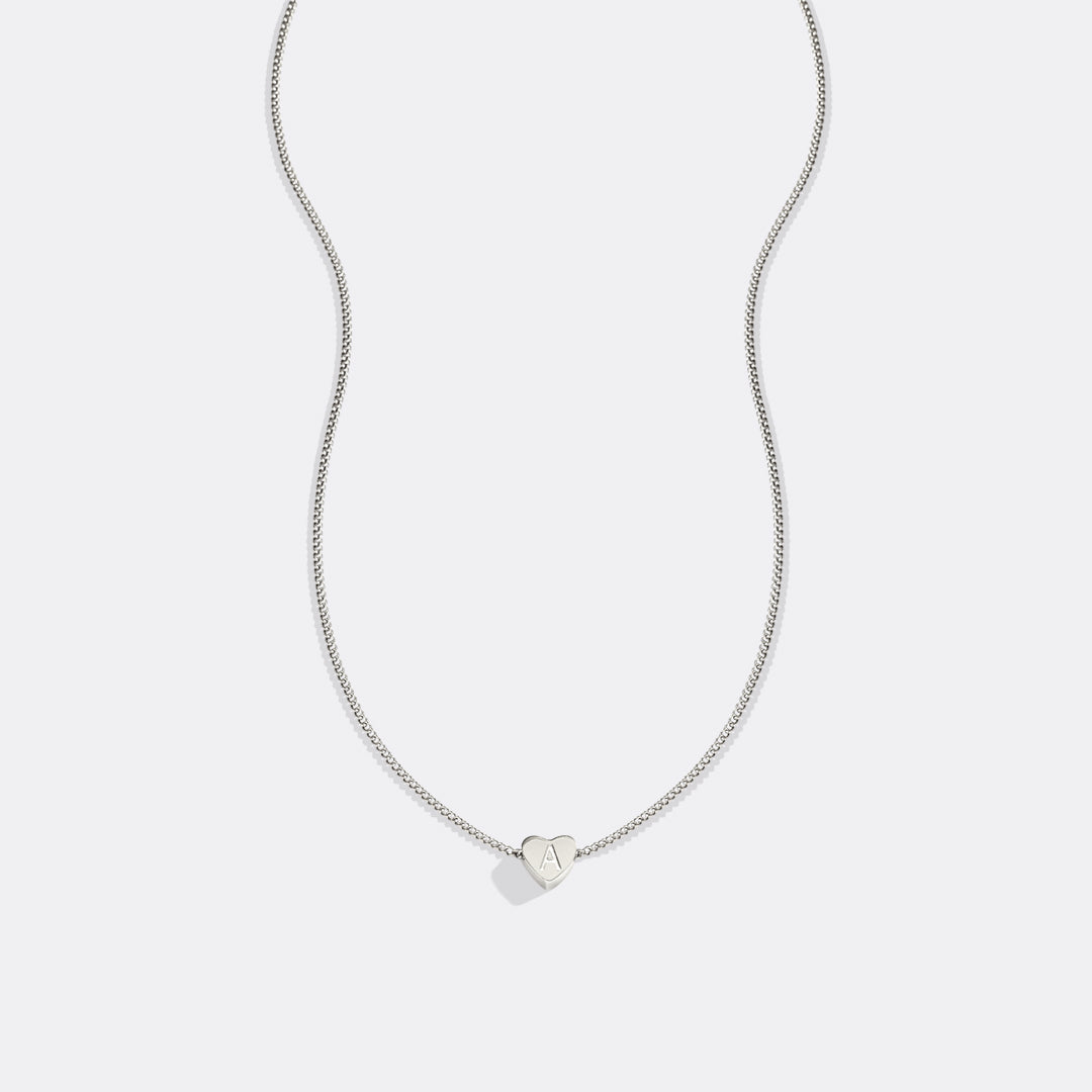 Collana iniziale a cuore impilabile delicata
