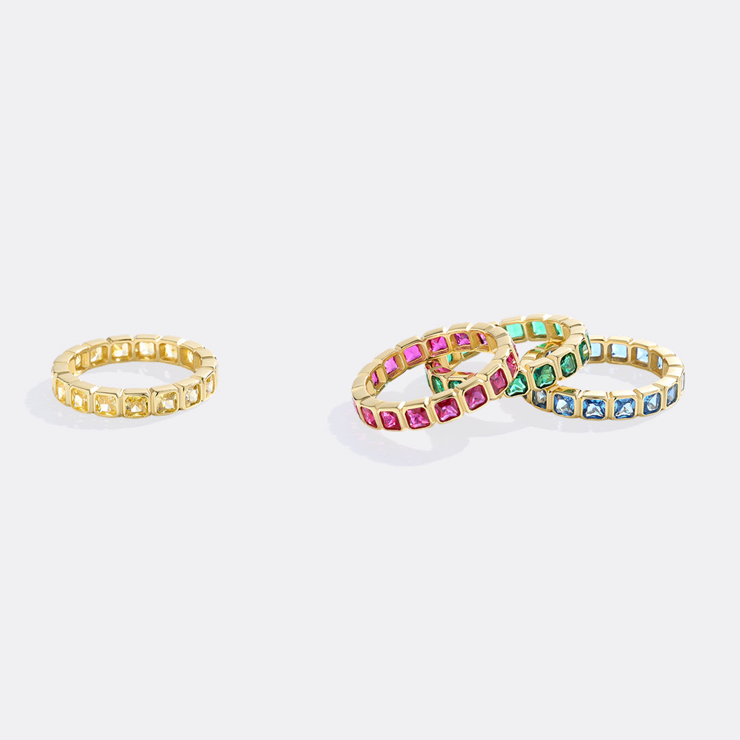 Smaragdgeschliffener Geburtsstein-Eternity-Ring