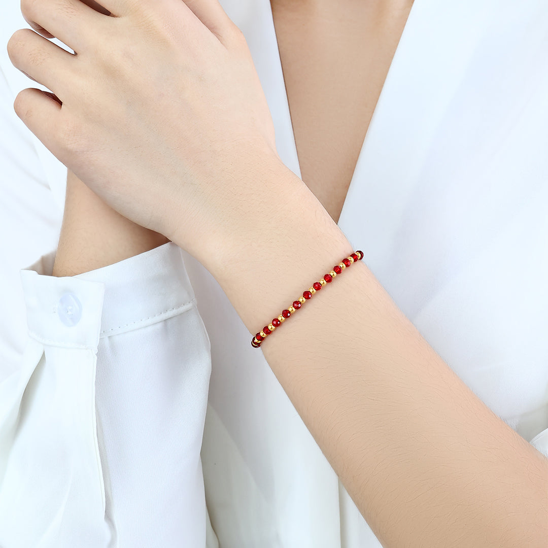 Geburtsstein- und Goldperlenarmband