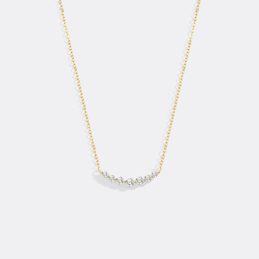 Klassische Arc-Diamant-Halskette