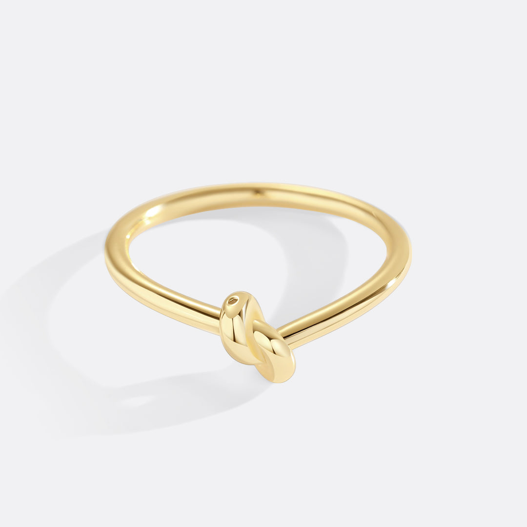 Klassischer Goldknotenring