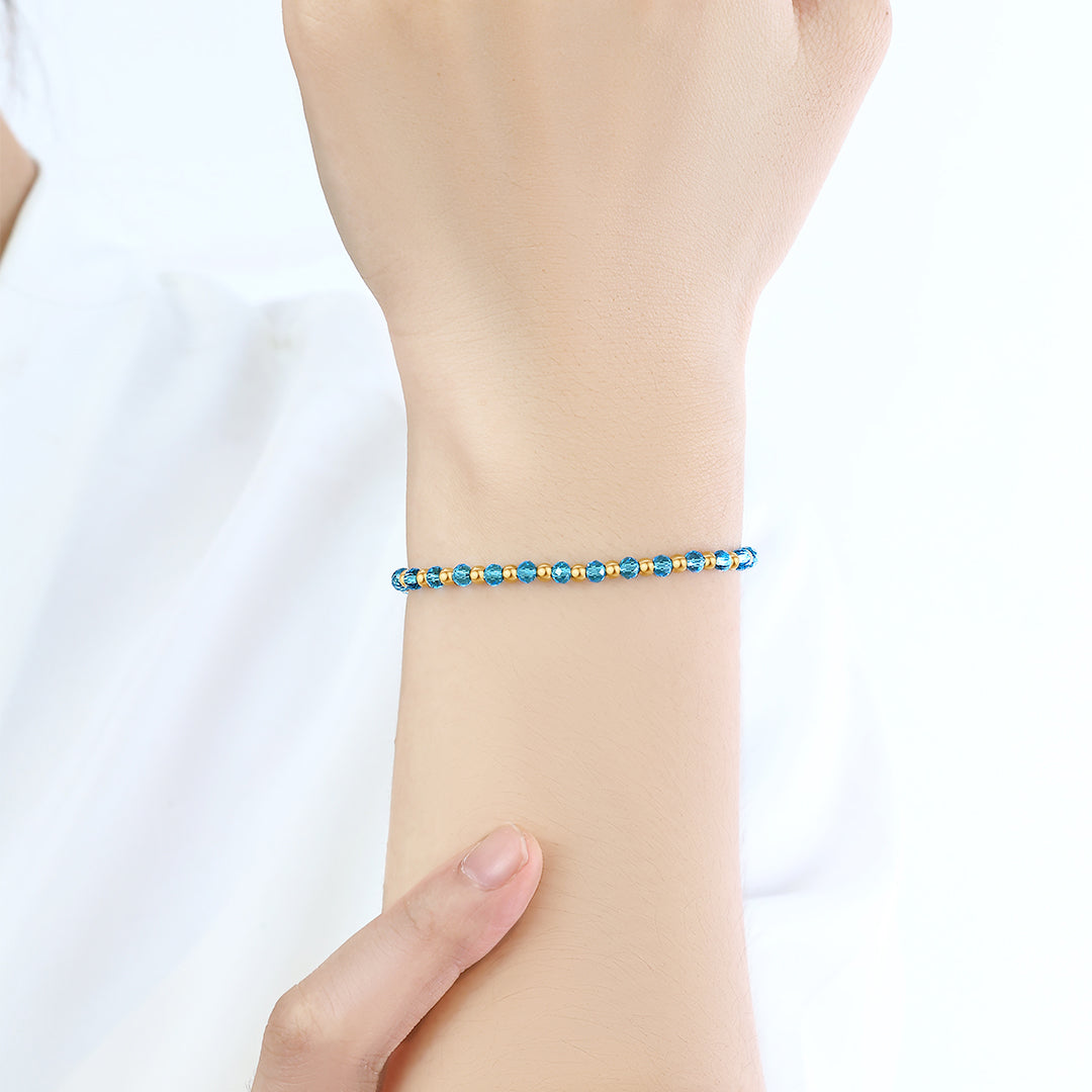 Geburtsstein- und Goldperlenarmband