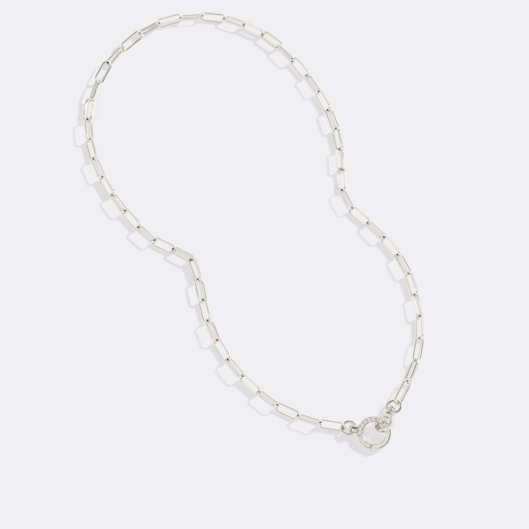 Collana con graffetta e pavé di menta