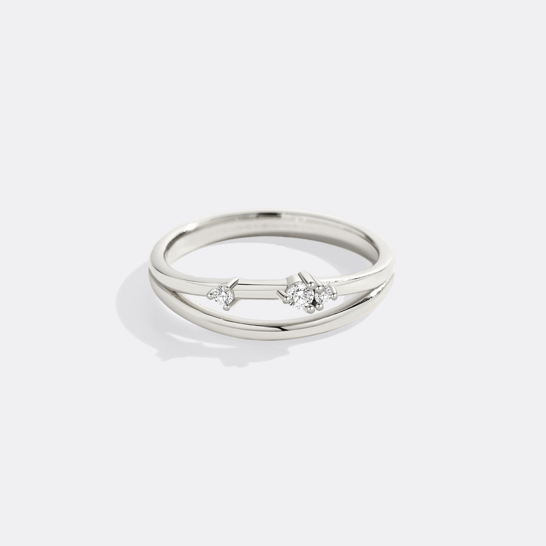 Halbmond-Diamantring