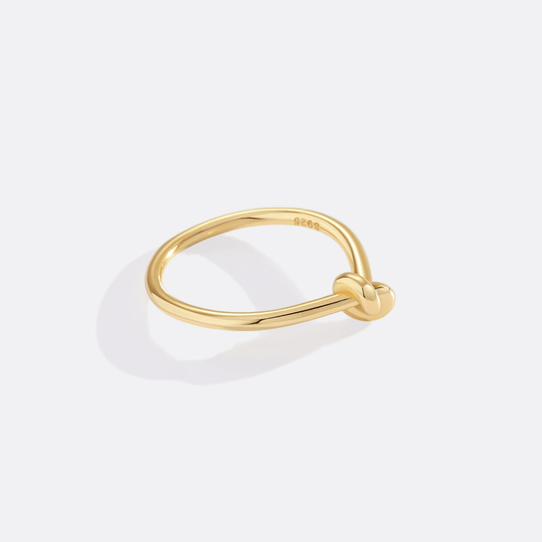 Klassischer Goldknotenring