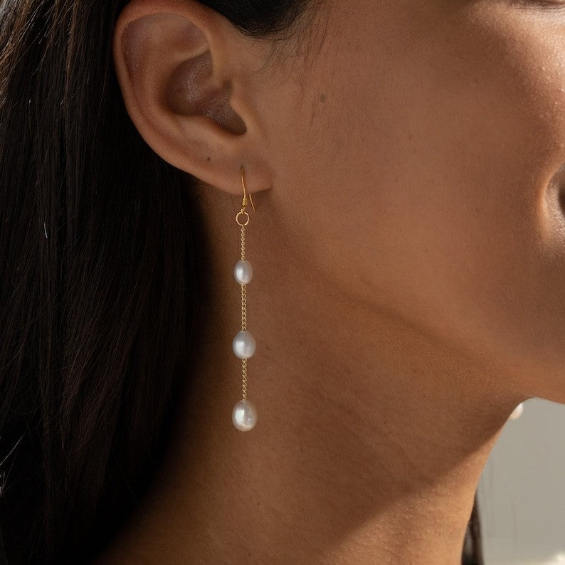 Freshwater Pearl Drop Earrings in gold tone