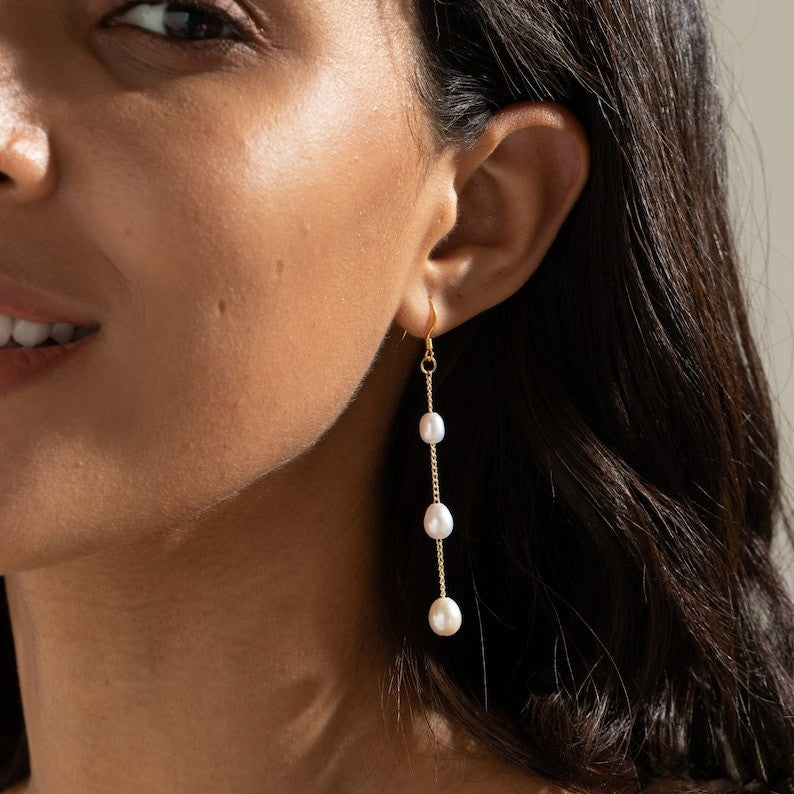 Freshwater Pearl Drop Earrings in 925 sterling silver