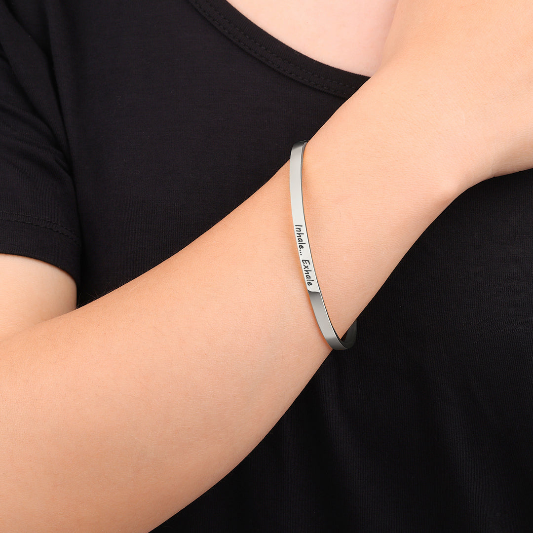 Personalized Thin Cuff Bracelet in 925 sterling silver