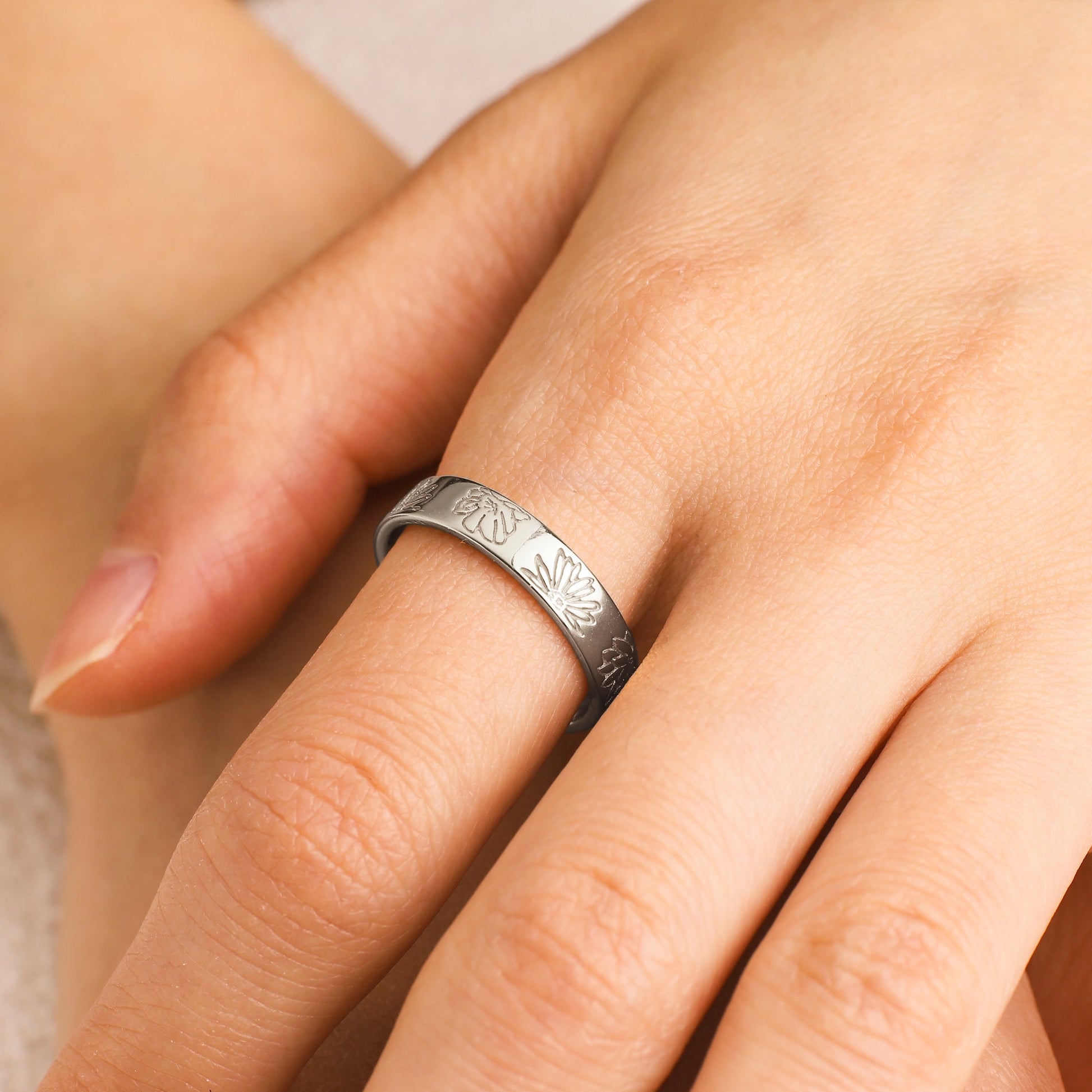 Personalized Stamped Flower Ring in 925 sterling silver