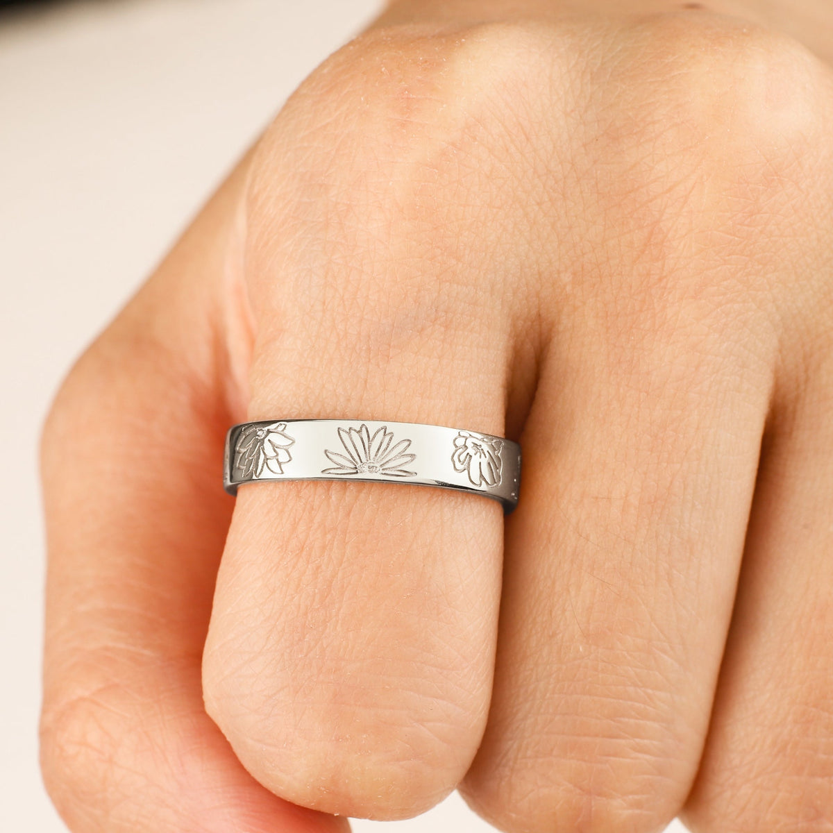 Personalized Stamped Flower Ring in 925 sterling silver