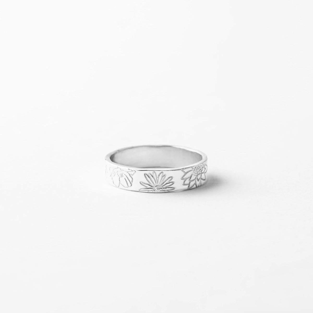 Personalized Stamped Flower Ring in 925 sterling silver