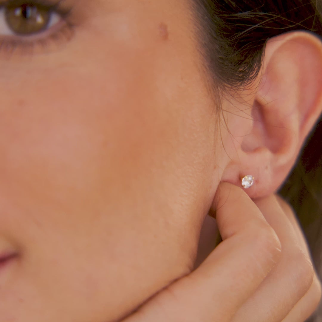 Crystal Sleeper Flatback Studs | 18g