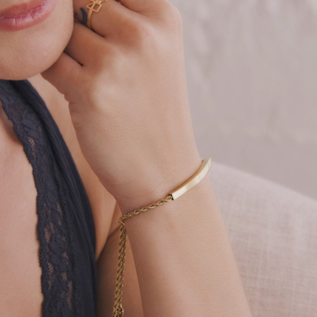 Personalized Bar Chain Bracelet