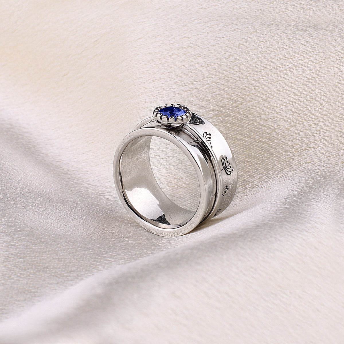 Silver Dandelion Birthstone Spinning Fidget Ring with September birthstone