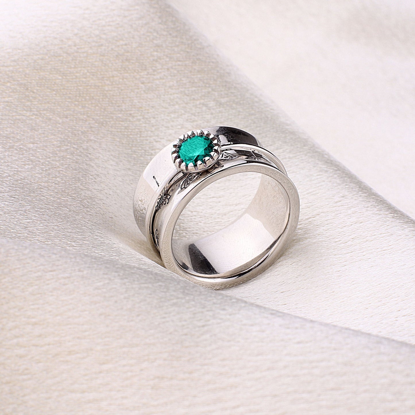 Silver Dandelion Birthstone Spinning Fidget Ring with December birthstone