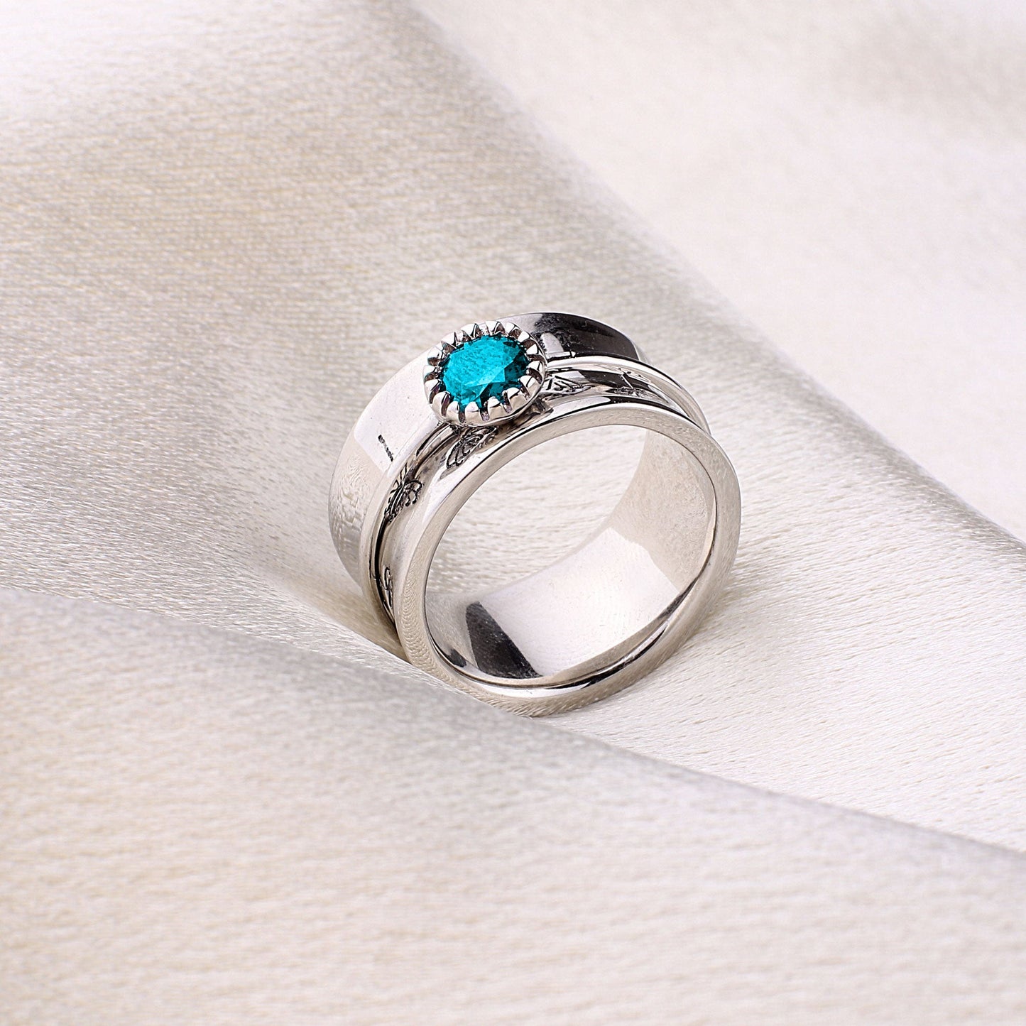 Silver Dandelion Birthstone Spinning Fidget Ring with March birthstone
