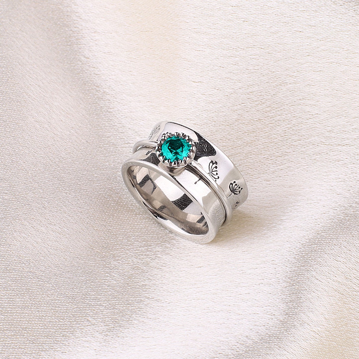 Silver Dandelion Birthstone Spinning Fidget Ring with December birthstone