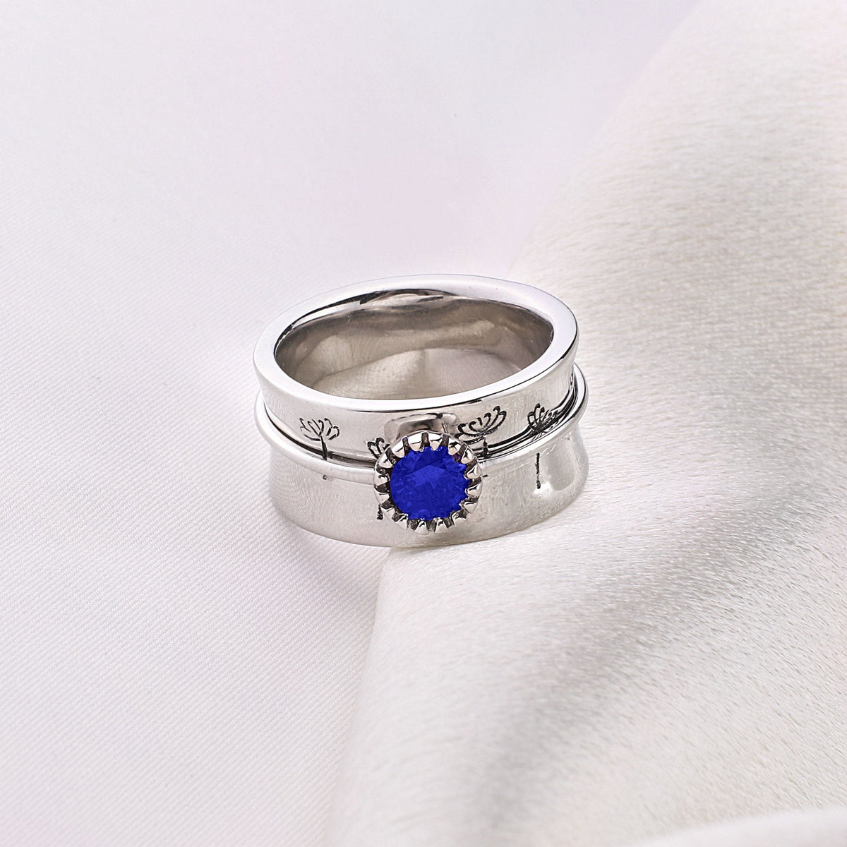 Silver Dandelion Birthstone Spinning Fidget Ring with September birthstone