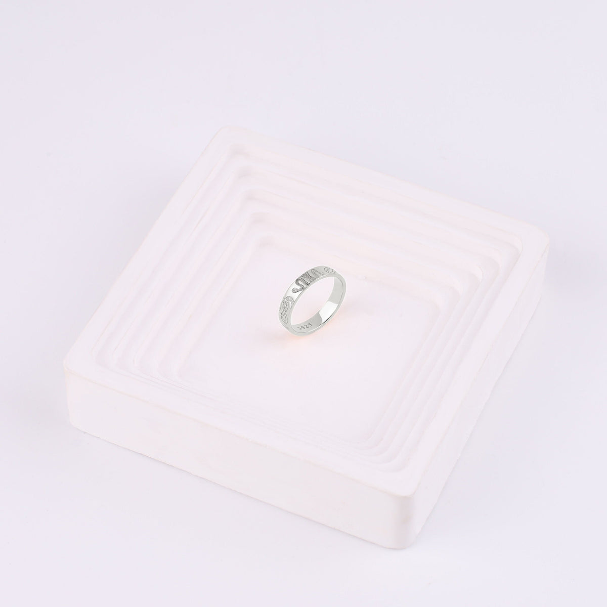 Stamped Snake Band in 925 sterling silver
