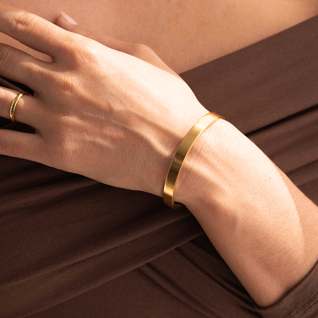 Sei mutig. Sei stark. Sei knallhart. Manschettenarmband